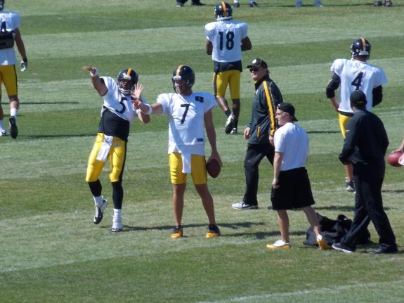 Bruce Gradkowski and Ben Roethlisberger 