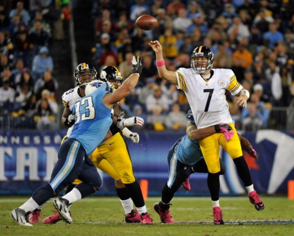 Pittsburgh Steelers v Tennessee Titans