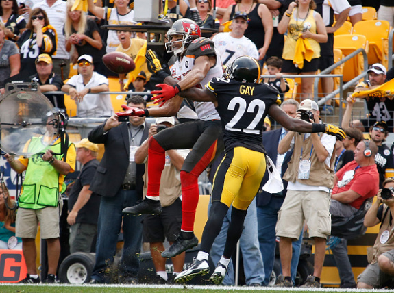 Tampa Bay Buccaneers v Pittsburgh Steelers